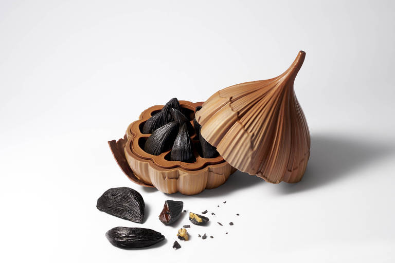 Ovo de Páscoa de chocolate com alho custa R$ 630
