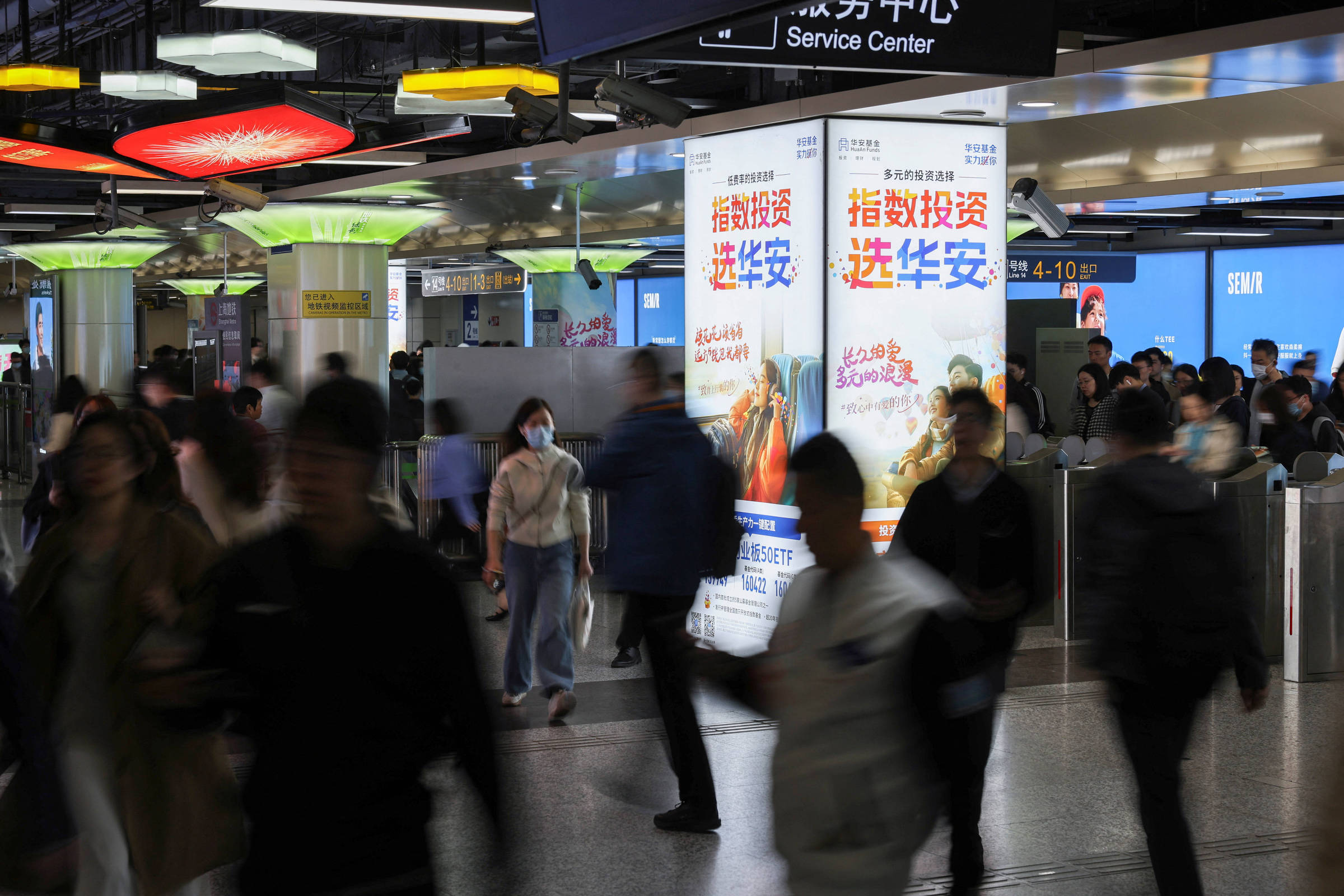 Consumidor reage, e PIB chinês cresce 5,4% no primeiro trimestre