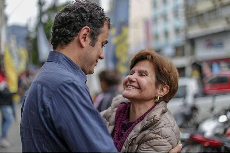 Fã de Hugo Chávez, Glauber Braga ganhou cargo da mãe e teve atrito com Romário