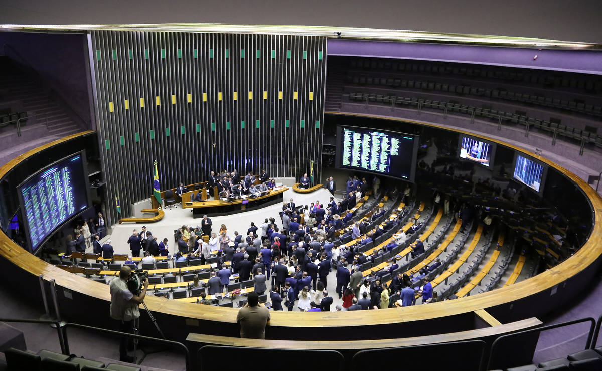 Entenda o projeto aprovado na Câmara que aumenta o número de deputados federais