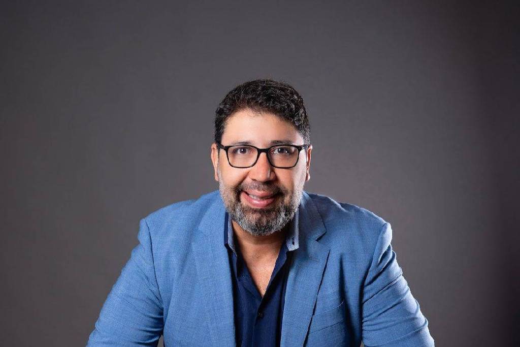 Faculdade de negócio oferece Rolex e cargo de executivo a melhor aluno