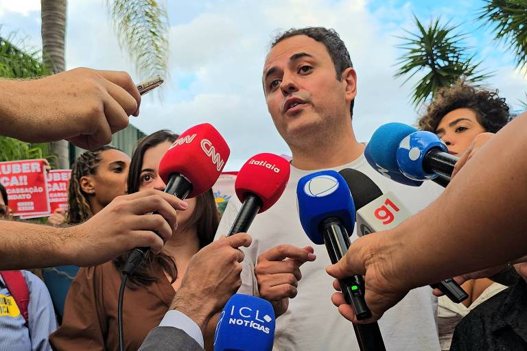 Acordo para encerrar greve de fome de Glauber envolveu telefonema de Gleisi para Motta