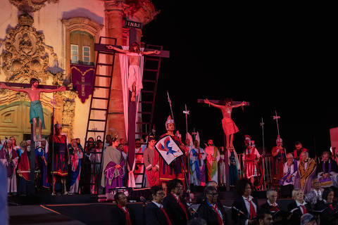 https://f.i.uol.com.br/fotografia/2025/04/19/17450563856803728136186_1745056385_3x2_th.jpg