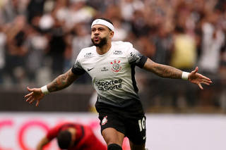 Brasileiro Championship - Corinthians v Sport Recife