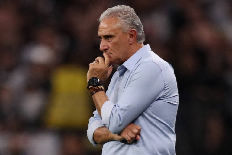 Tite recusa convite do Corinthians e anuncia pausa na carreira para cuidar da saúde