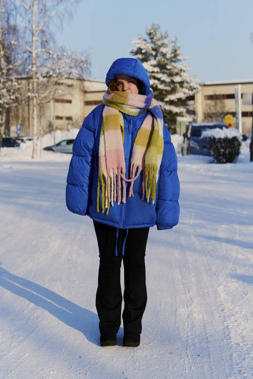 Clara Paasimaki, estudante do ensino médio no Karleby Svenska Gymnasium, em Kokkola, Finlândia. (Jake Michaels-22.fev.2023/The New York Times)