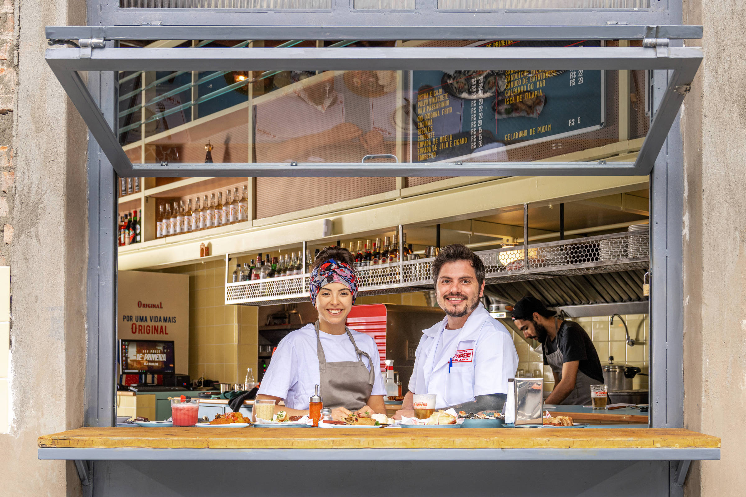 Conheça a dupla de chefs que comanda restaurantes badalados na Vila Madalena