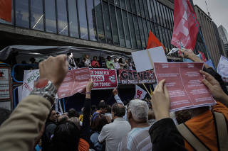 GREVE DOS PROFESSORES ESTADUAIS