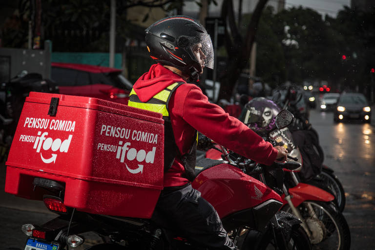 Delivery traz a sua comida, mas também distorções