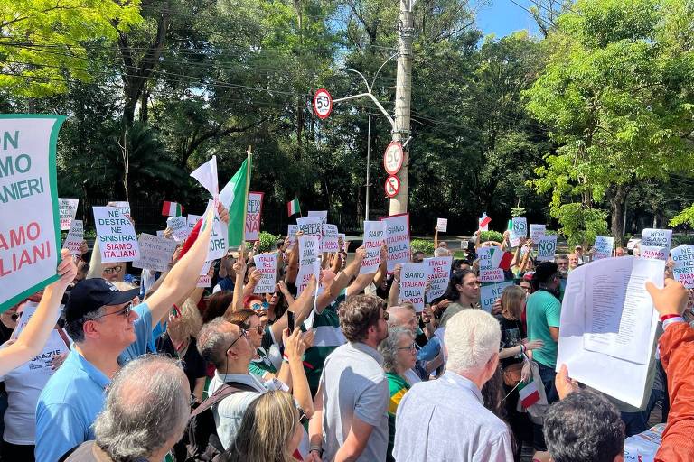 Protesto em São Paulo repudia decreto que limita obtenção de cidadania italiana