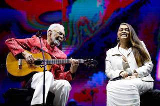 Gilberto Gil faz a ltima apresentao da turn Tempo rei na capital paulista