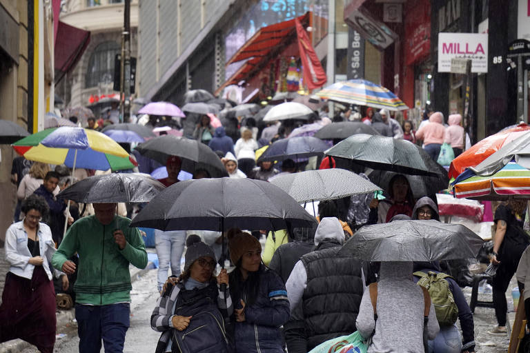 Defesa Civil alerta para início de semana com chuva forte em São Paulo