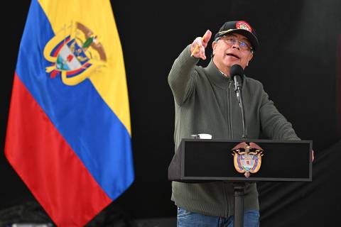 (FILES) Colombia's President Gustavo Petro speaks during an event with Comuneros del Sur, a dissident group of the National Liberation Army guerrilla, in Pasto, Colombia on April 5, 2025. With disarmament talks in shambles and turf wars between armed groups in full swing, the Colombian government acknowledged on April 25, 2025, that President Gustavo Petro's pursuit of 