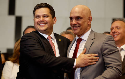 Centrão isola bolsonaristas e frustra pressão por anistia apesar de críticas a Lula pelo tarifaço