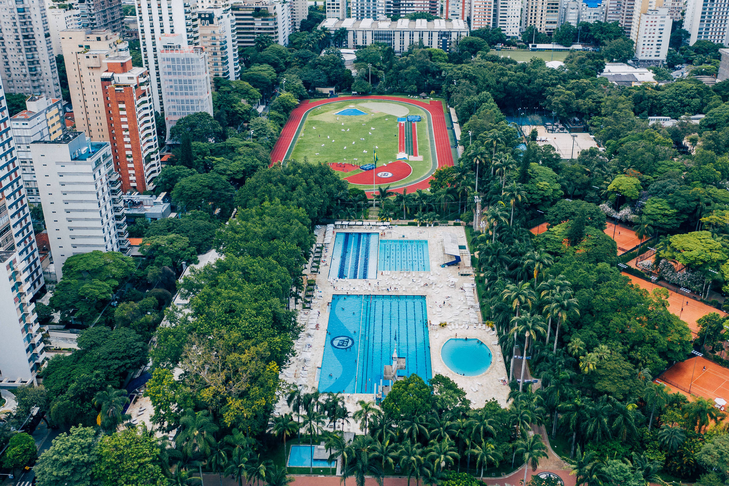 Presidente do Clube Pinheiros nega irregularidades e diz que é vítima de 'interesses mesquinhos'