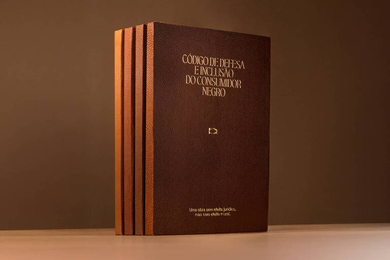 Novo Código de Defesa do Consumidor Negro combate racismo no varejo de luxo
