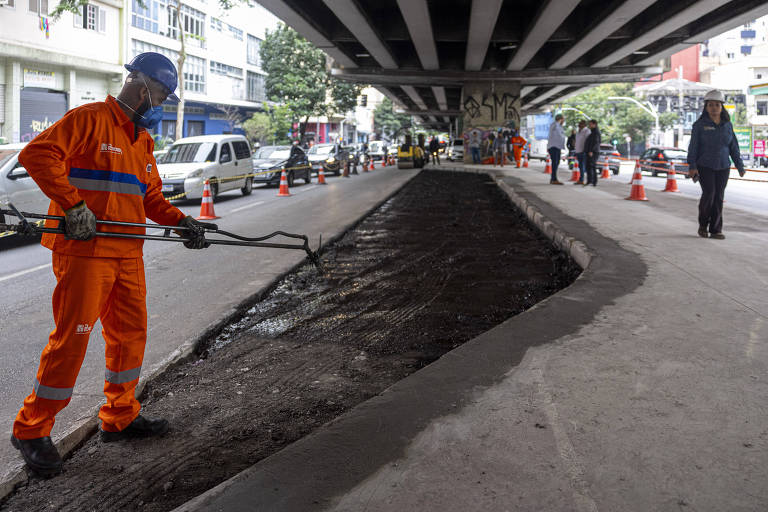 Vice-prefeito de SP começa a adaptar Minhocão para estacionamento, e vereadores acionam Justiça