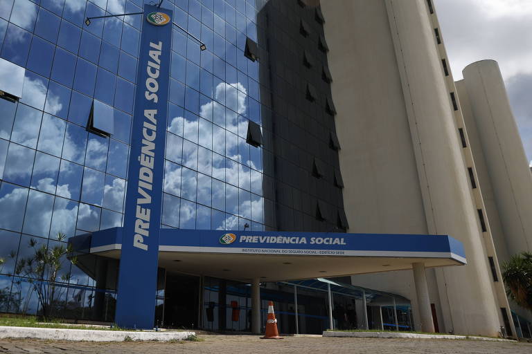 PF cumpre mandados contra pessoas ligadas à Conafer em operação sobre fraudes no INSS