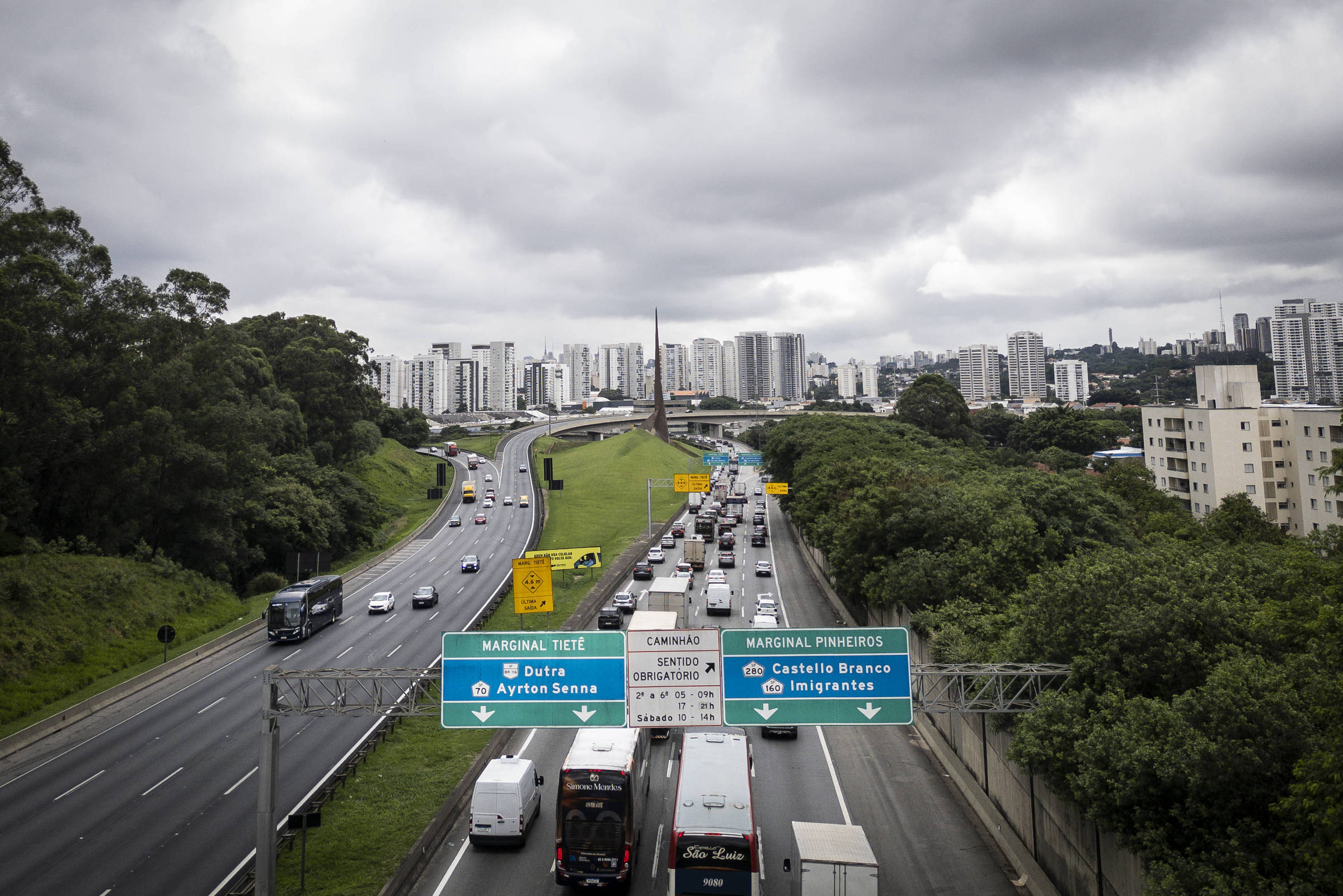 Veja os piores horários para pegar a estrada neste feriado prolongado de 1º de Maio