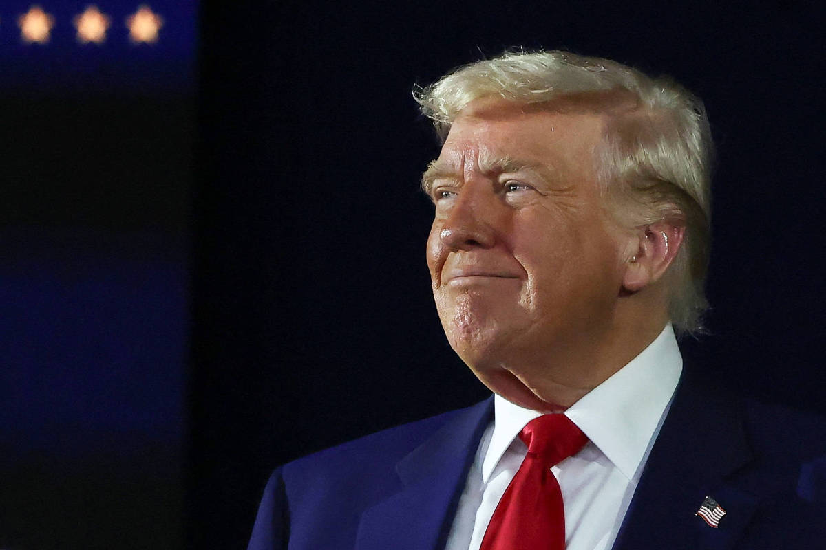 PIB dos EUA recua 0,3% em meio à guerra comercial de Trump