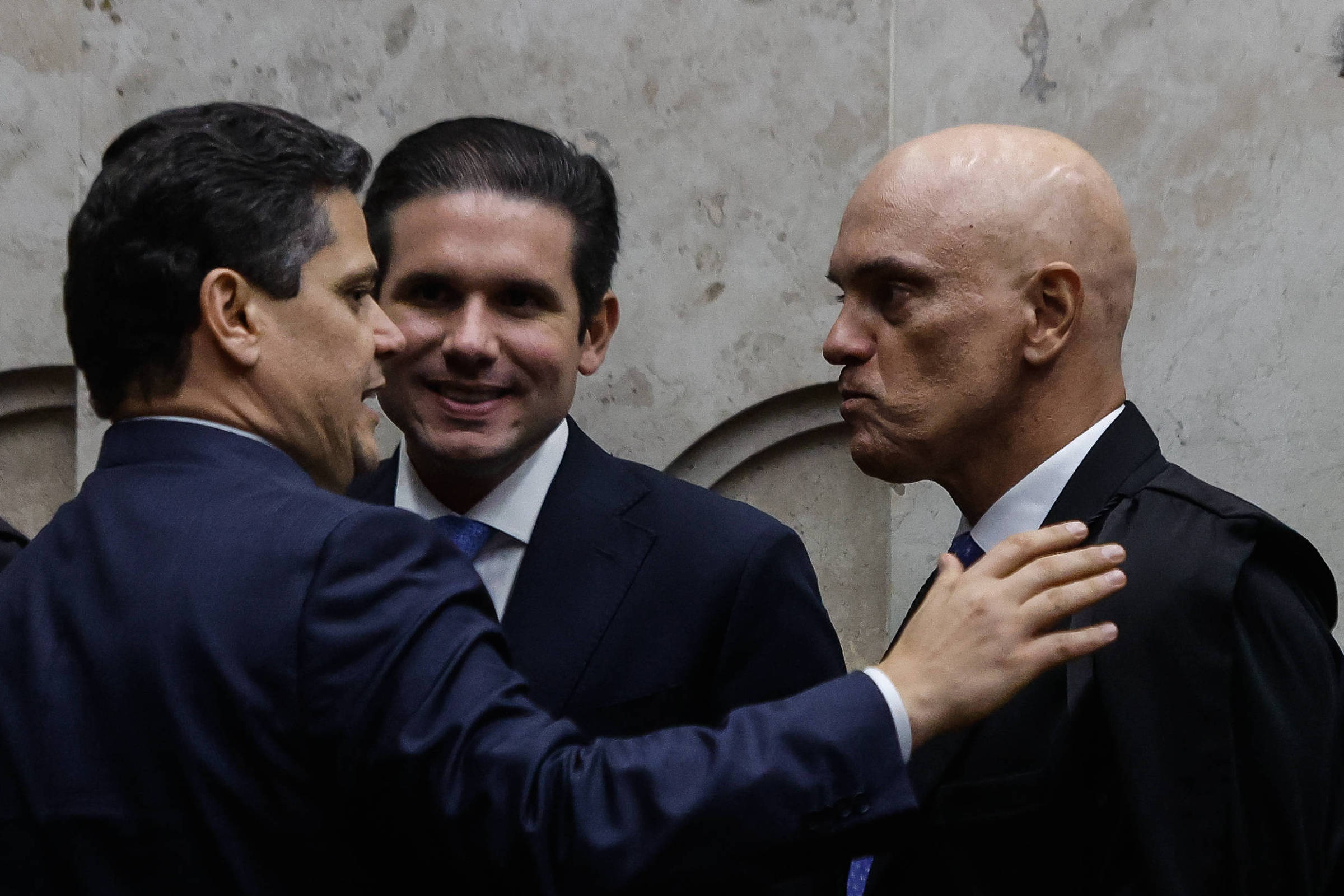 Ministros do STF sinalizam não resistir a redução de penas do 8/1 e atribuem proposta ao Congresso