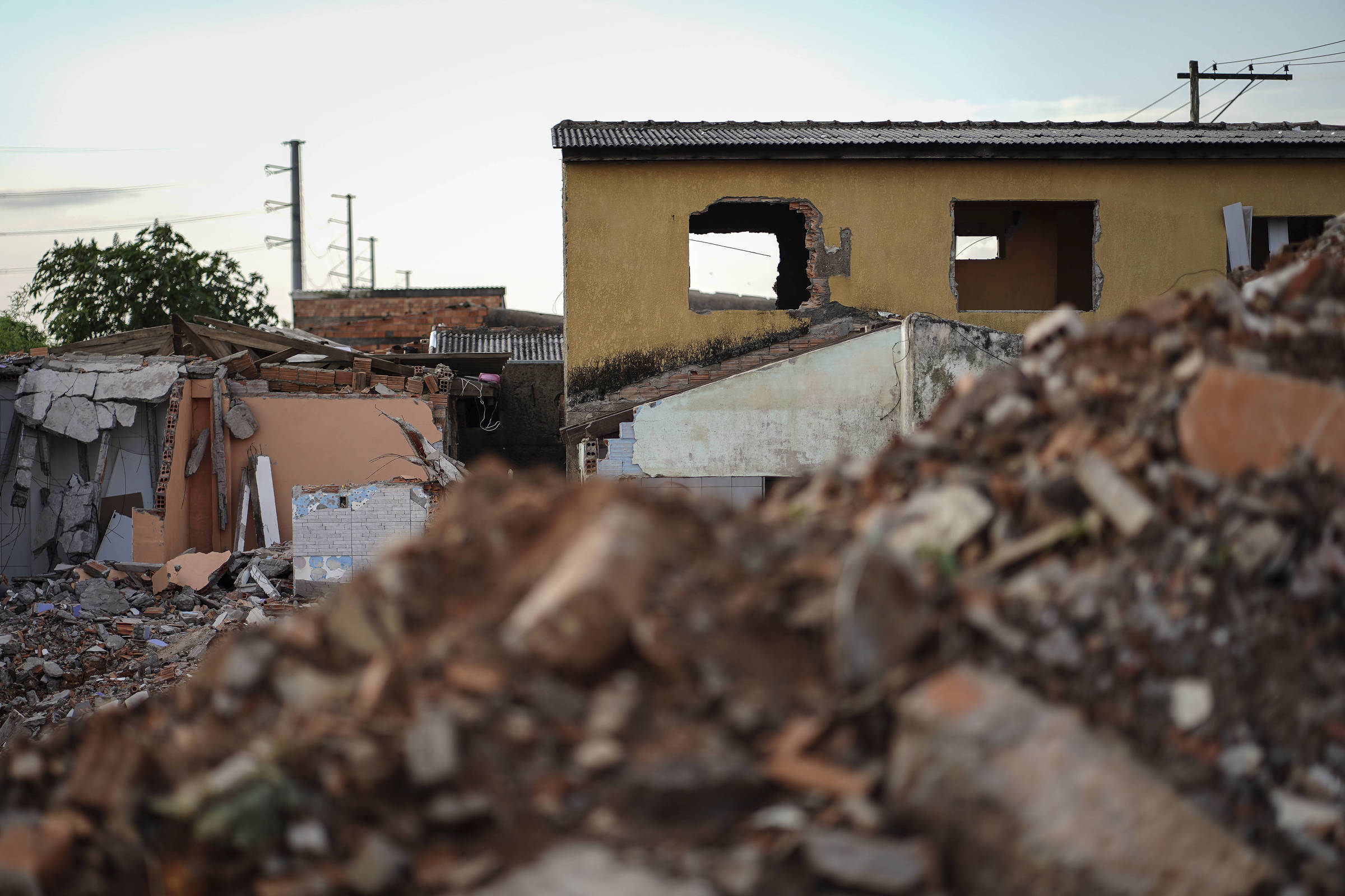 Obras emergenciais avançam, mas Porto Alegre segue exposta a enchentes um ano após tragédia