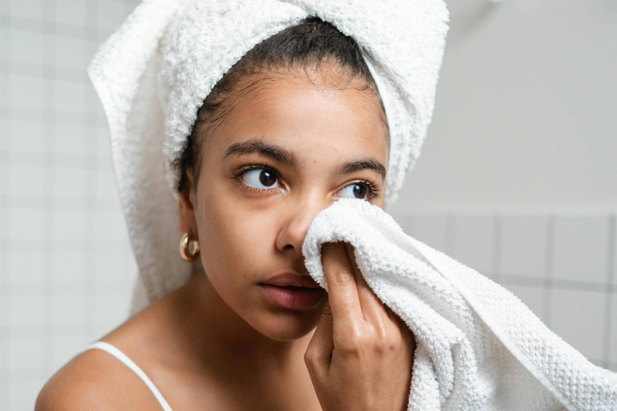 Como incluir o cleansing oil na rotina de cuidados com a pele