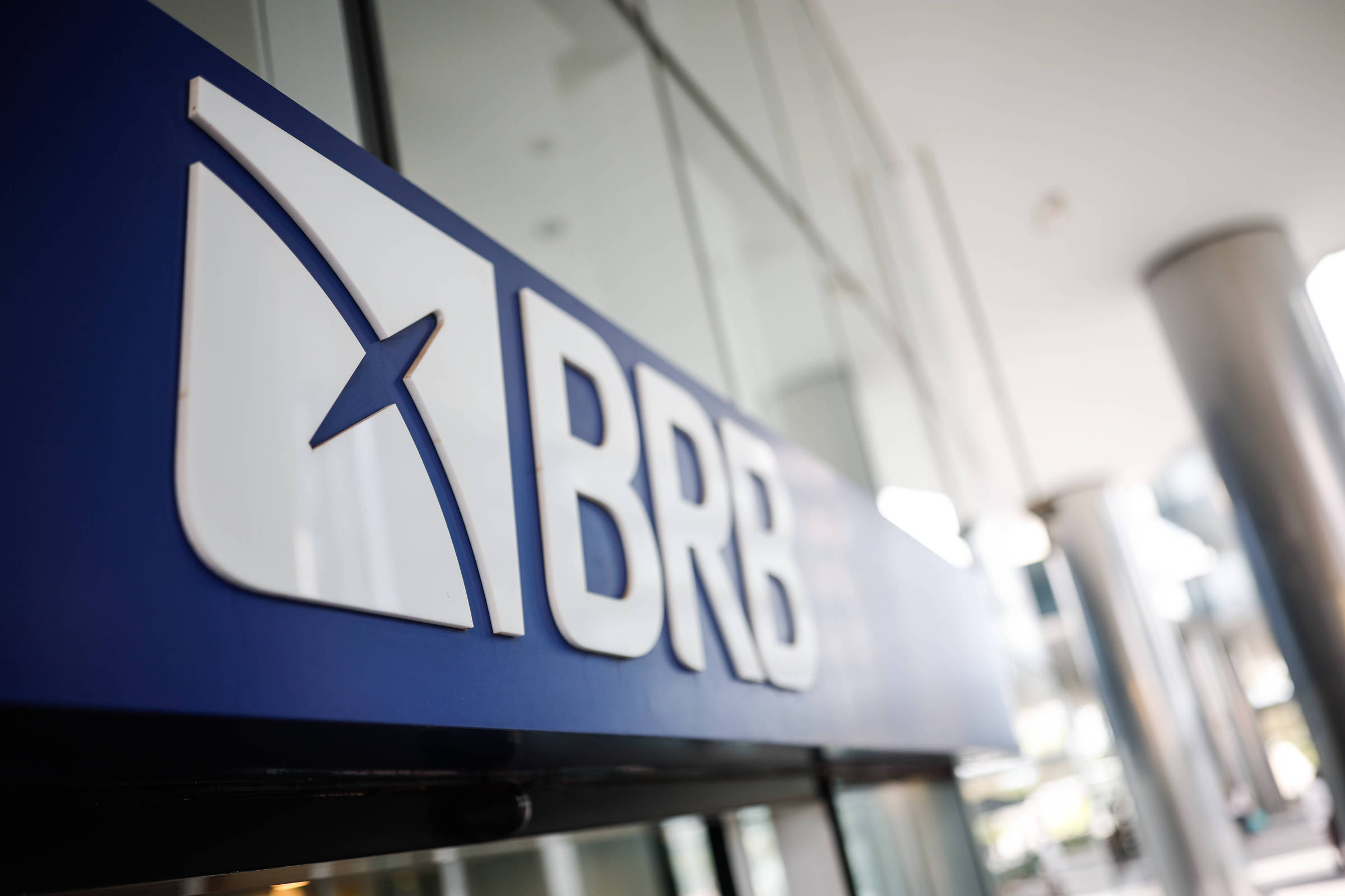 Promotoria pede que Justiça impeça BRB de comprar fatia do Master