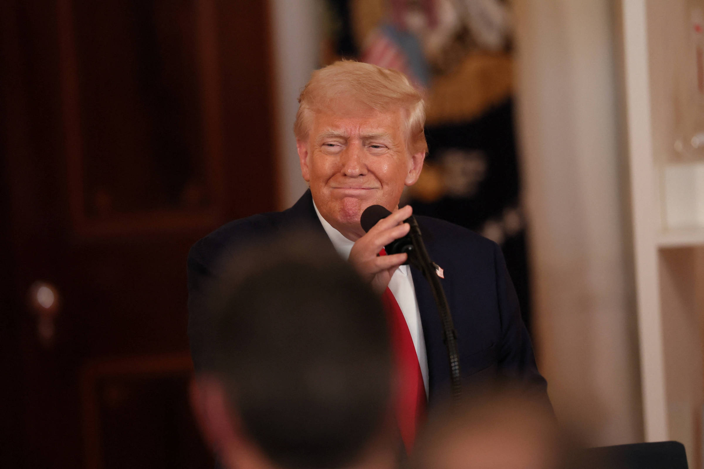 Falta de bonecas, carestia e emprego importam mais que PIB inicial de Trump