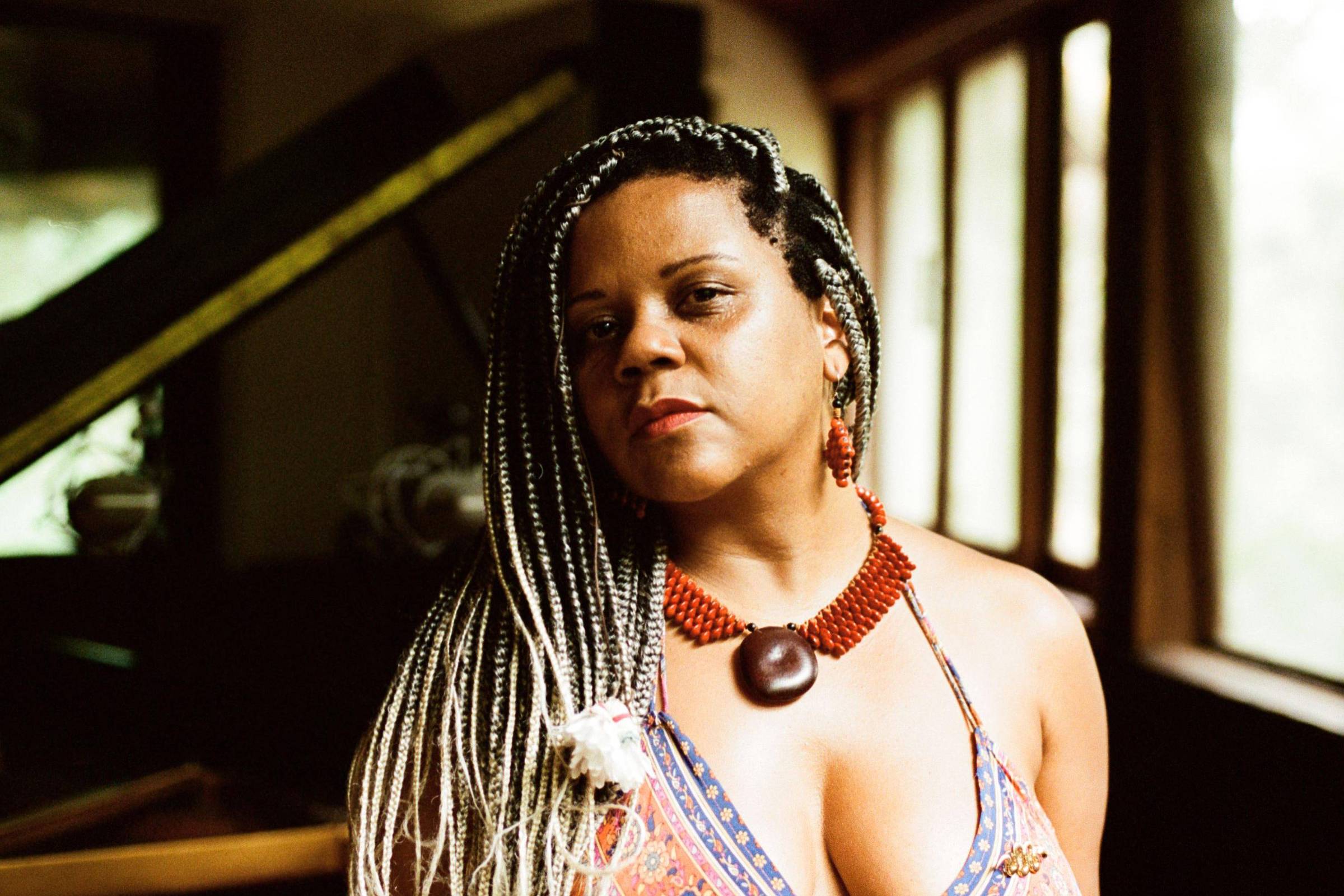 Ilessi reafirma suas raízes negras em 'Atlântico Negro', seu novo disco de travessias
