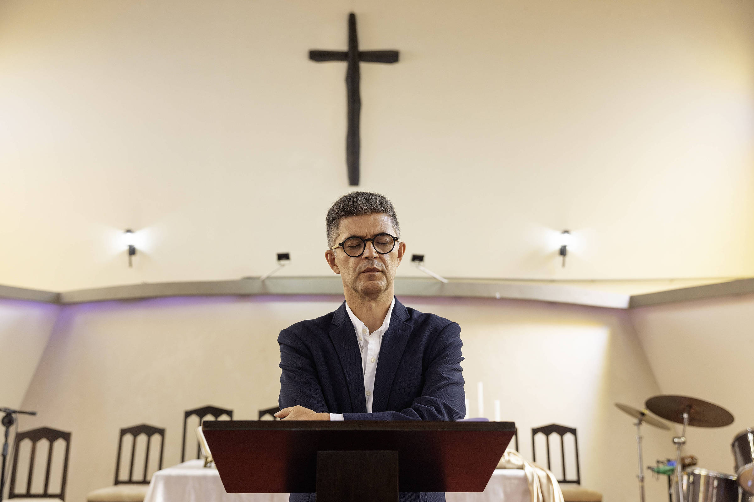 Pastor demitido após artigo diz que está 'à disposição para dialogar com quem se sentiu ofendido'