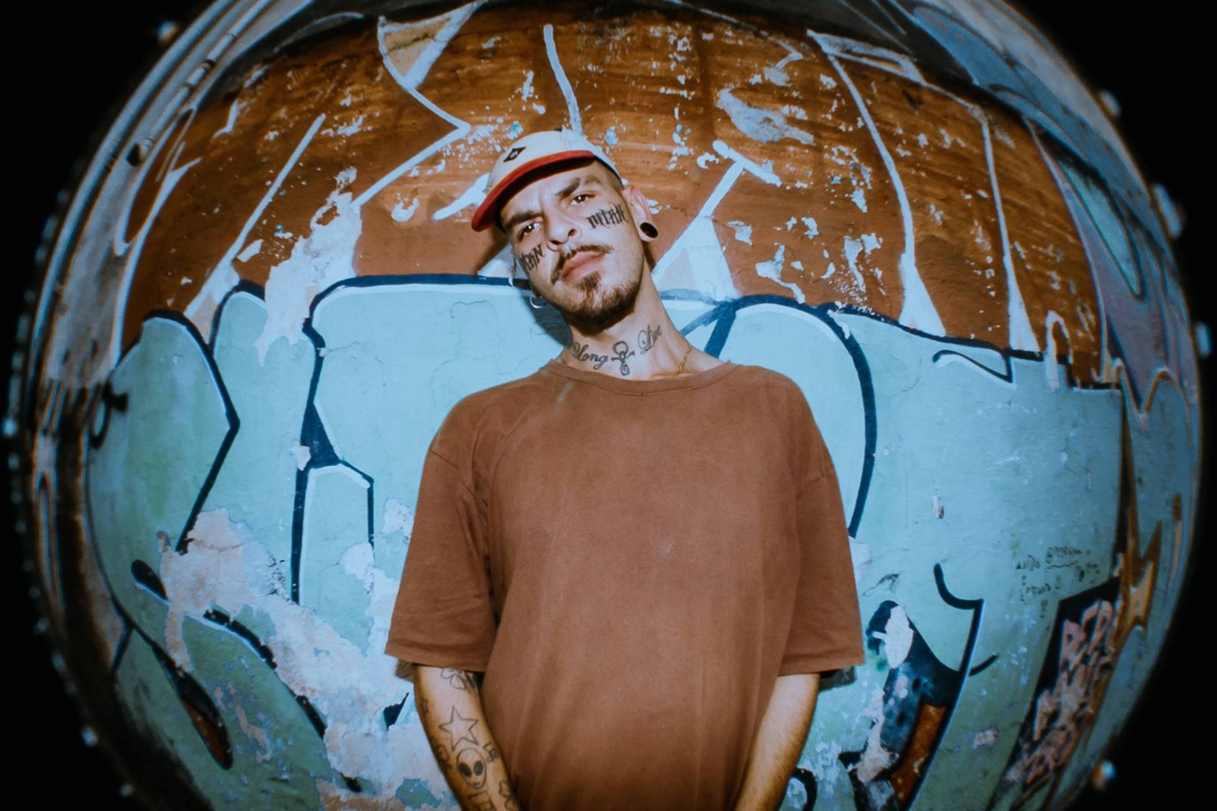 Lançamento duplo de Serpente Sapiente reforça o rap como protesto