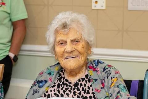 A britânica Ethel Caterham. pessoa mais velha do mundo