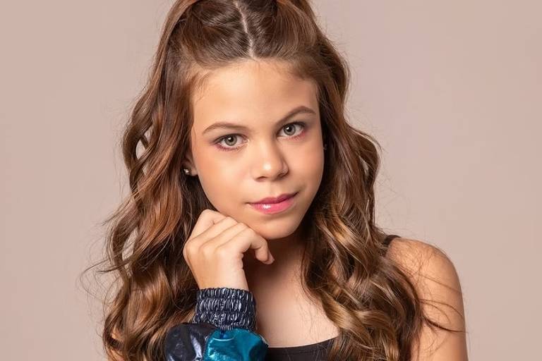 Atriz mirim Millena Brandão é enterrada em São Paulo