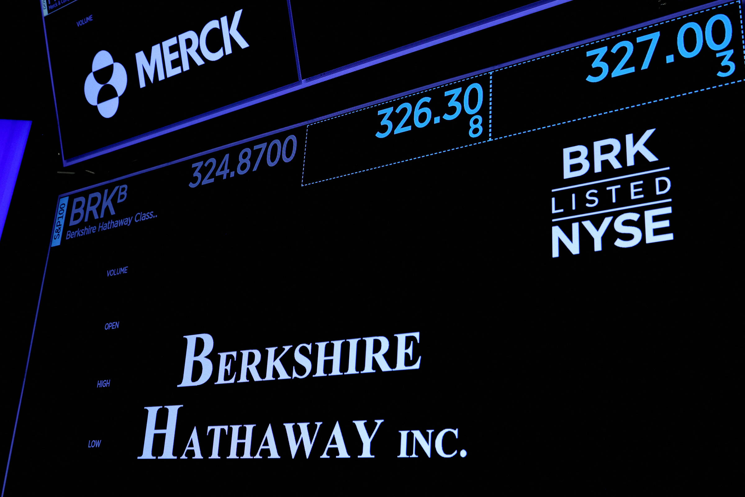 Berkshire de Buffett eleva reserva de caixa para recorde de US$ 347,7 bilhões