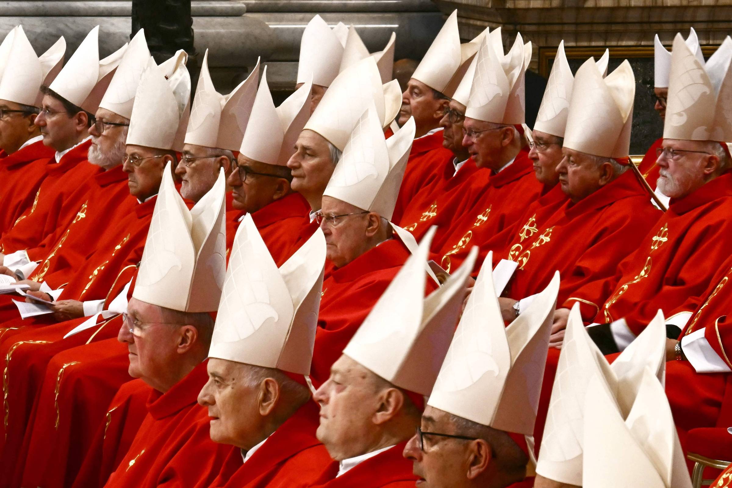 Entre Trump e memes, conclave decide futuro do legado de Francisco