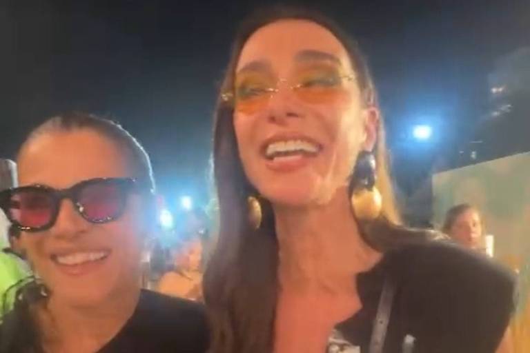Ingrid Guimarães e Mônica Martelli, em show de Lady Gaga, anunciam novo filme