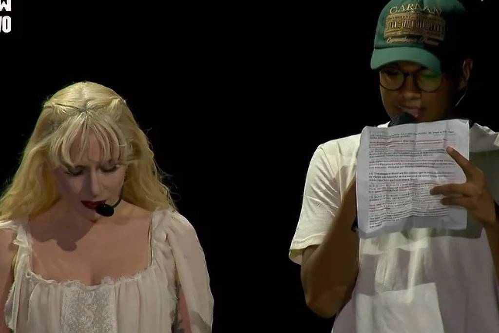 Tradutor de Lady Gaga é funcionário do Copacabana Palace e foi escolhido por cantora