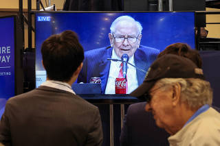 Berkshire Hathaway Inc annual shareholders' meeting, in Omaha