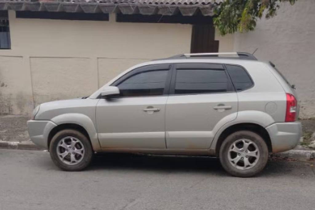 Polícia encontra carro de professora morta em São Paulo