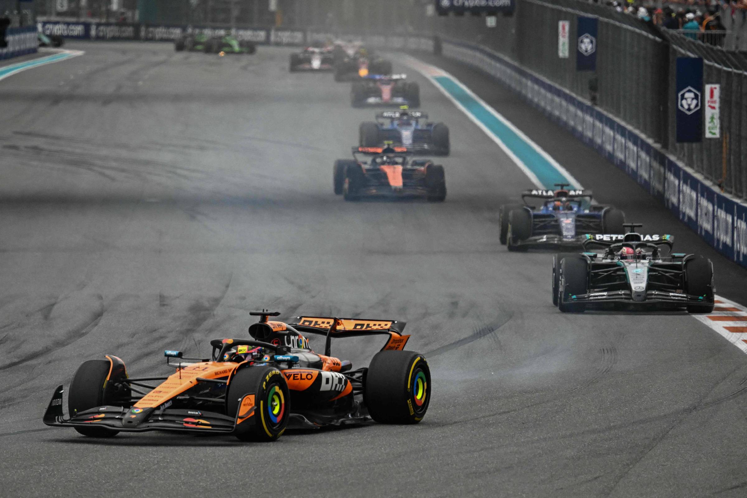 Piastri vence o GP de Miami e amplia distância na liderança da F1