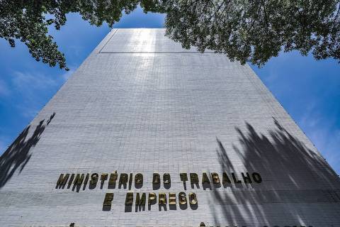 Ministério do Trabalho quintuplica verba e contrata ONGs ligadas a sindicatos e entidade investigada
