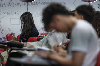 FOLHA ESTUDANTES