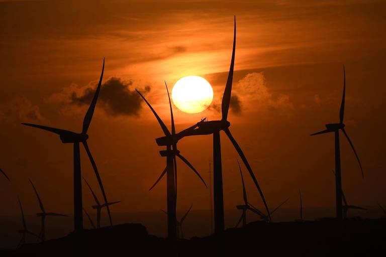 China ganha espaço após Trump cortar financiamento climático internacional dos EUA