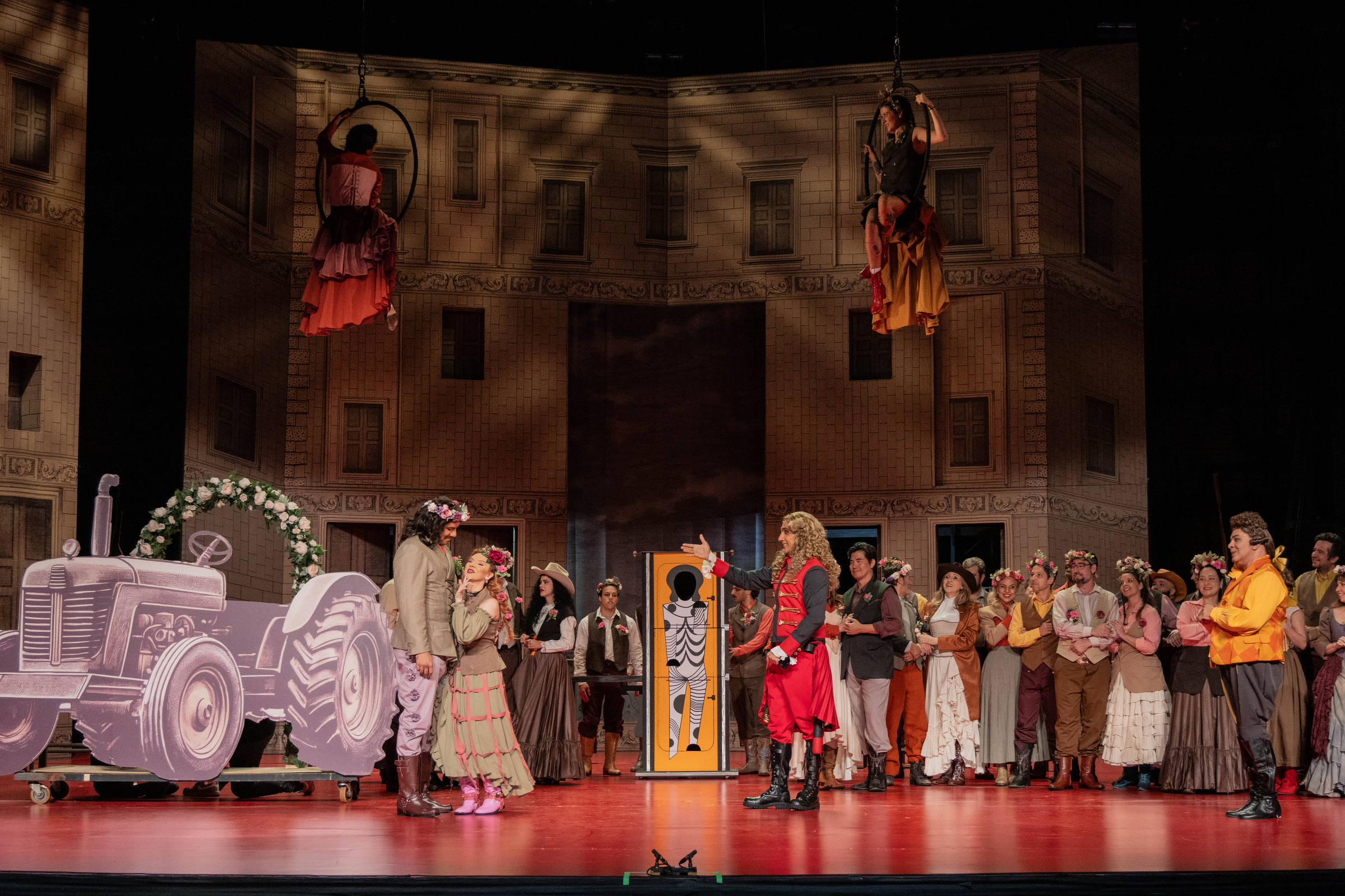 Melhor teatro lírico, Municipal equilibra tradição e diálogo com o presente