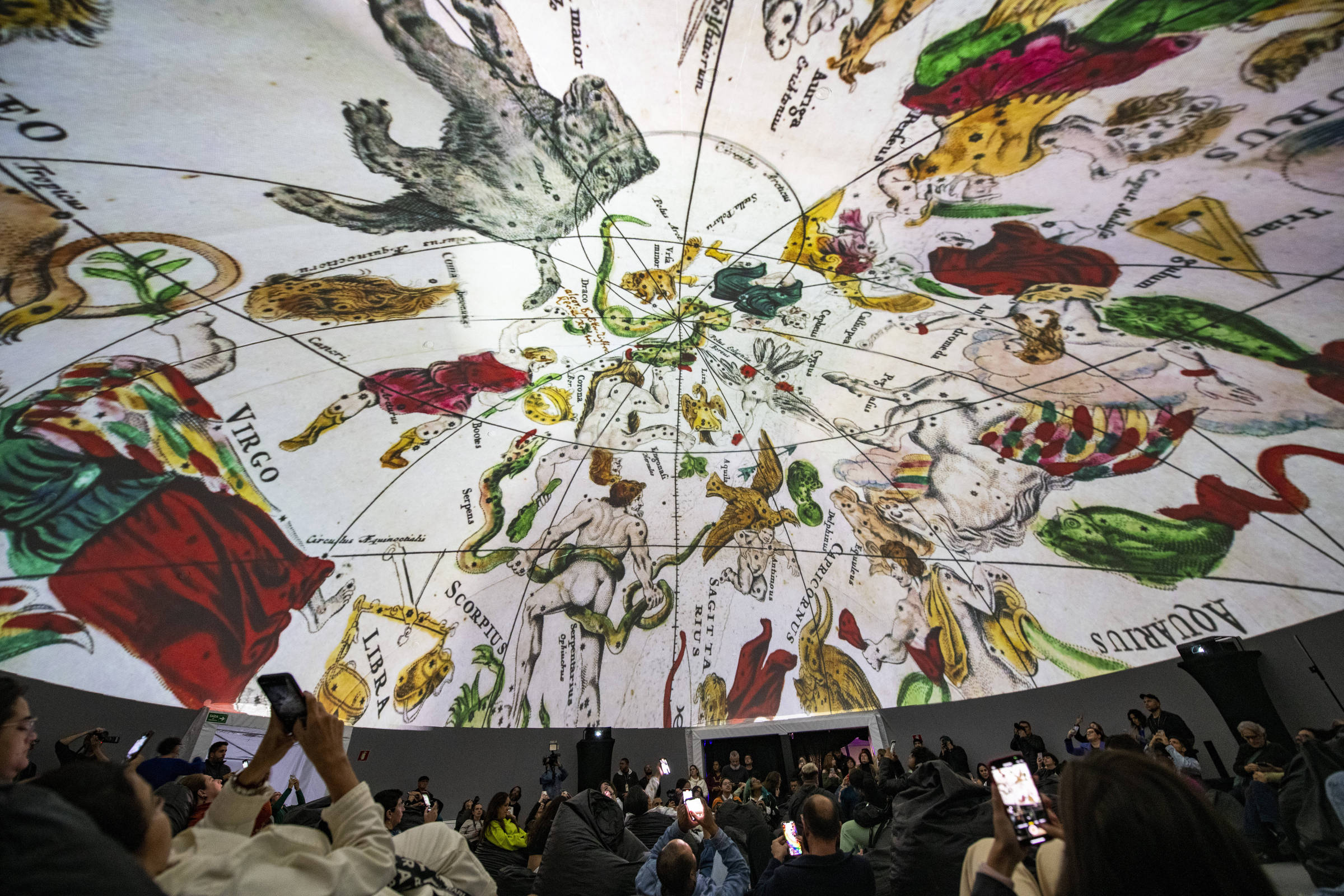 Leonardo da Vinci ganha mostra em novo espaço imersivo no centro de São Paulo