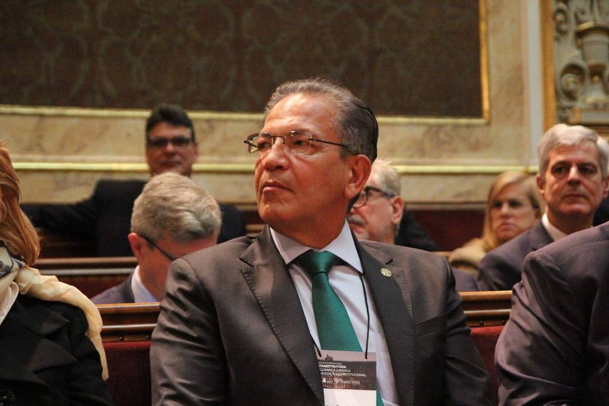 Ministro do STJ diz ter ligado para chefe da PF para saber de resultado de operação