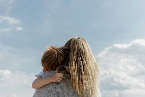 O que os astros dizem sobre a relação entre mães e filhos?