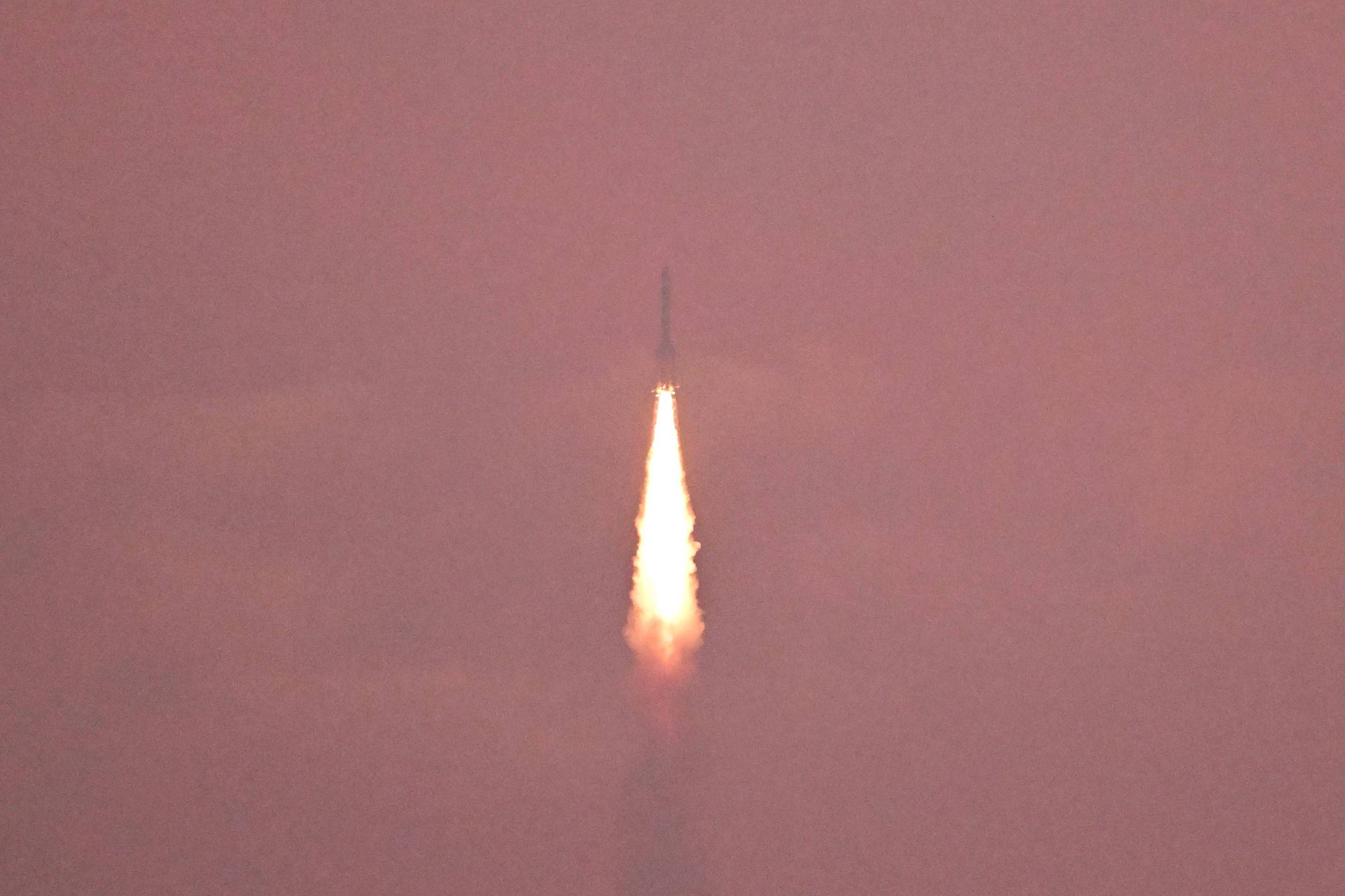 Índia pretende levar astronautas ao espaço no primeiro trimestre de 2027
