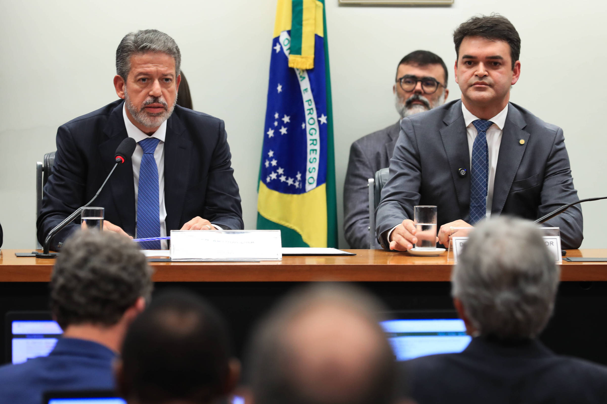 Lira prevê votar reforma do IR antes do recesso parlamentar de julho